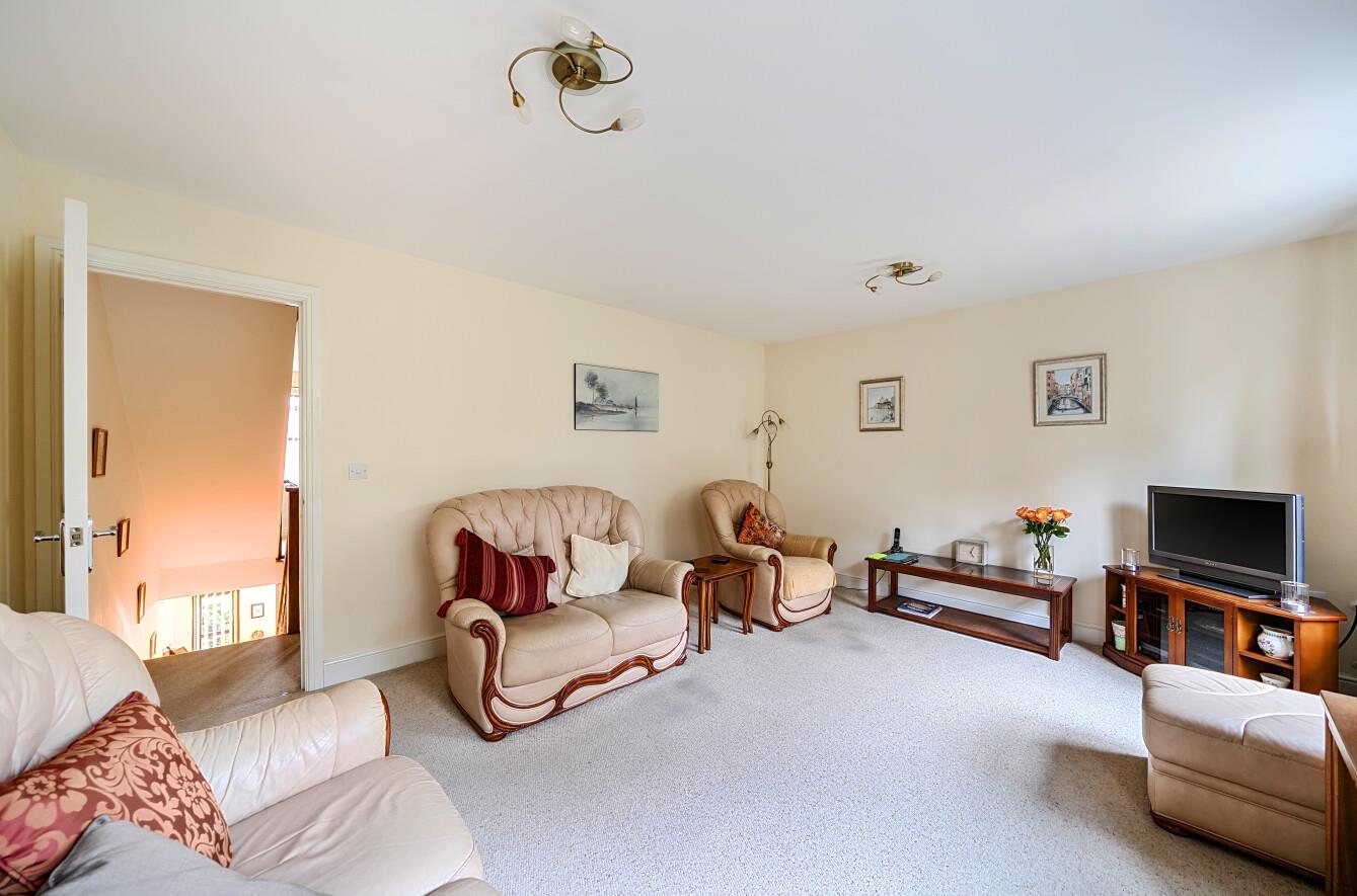 Parc Y Felin, Sketty, Swansea, SA2 8BN
